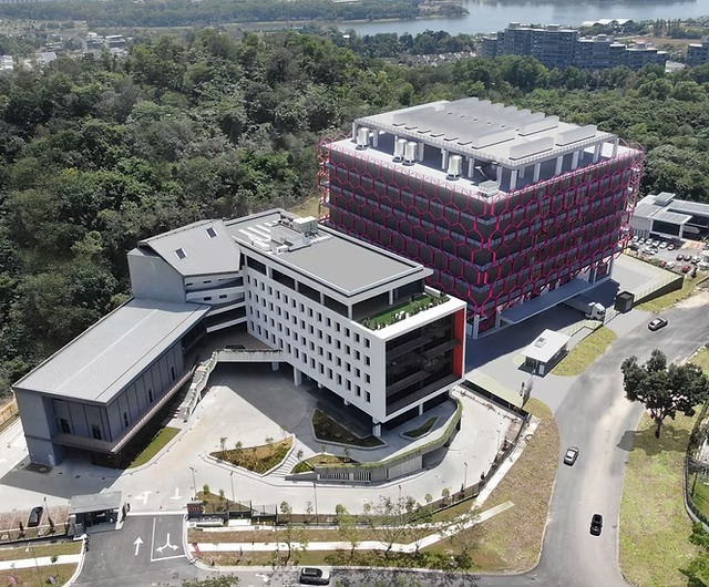 AIR COOLED CHILLED WATER SYSTEM