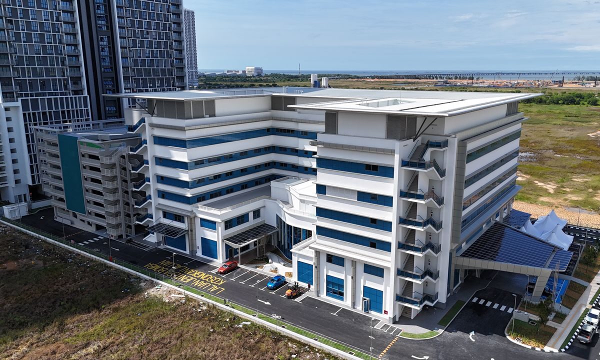 WATER COOLED CHILLED WATER SYSTEM